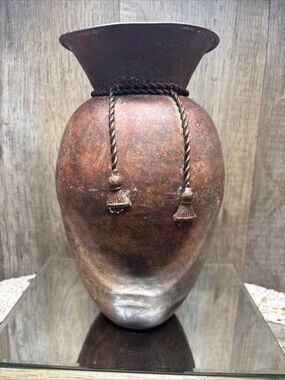 Rustic Metal Vase 11”Weathered Braided Twisted Rope Cord Tassel distressed READ
